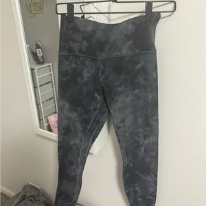 lululemon tie-dye 25 inch align leggings